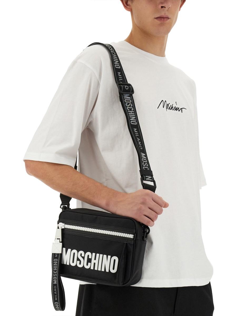 MOSCHINO T-SHIRT CON LOGO