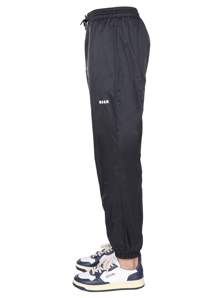 MSGM PANTALONE JOGGING IN NYLON CON STAMPA LOGO