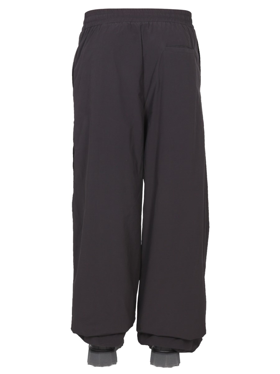 OFF-WHITE PANTALONE WIDE LEG CON LOGO