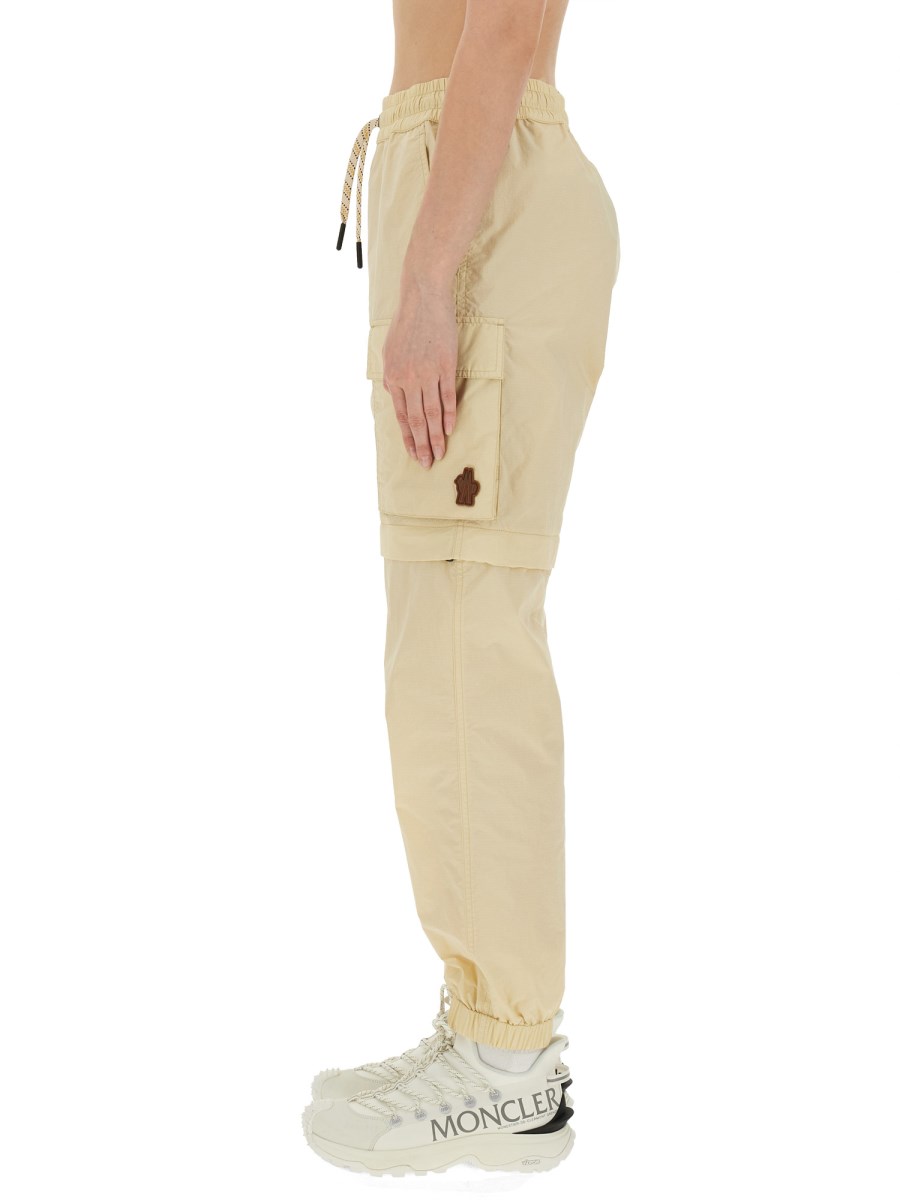 MONCLER GRENOBLE PANTALONE CARGO IN TESSUTO TECNICO