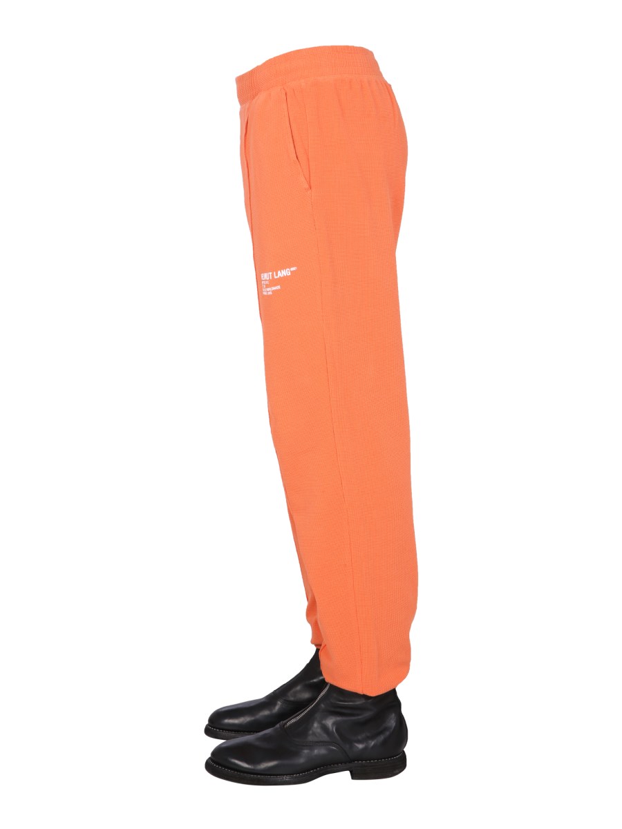 HELMUT LANG PANTALONE JOGGING IN MAGLIA WAFFLE CON LOGO