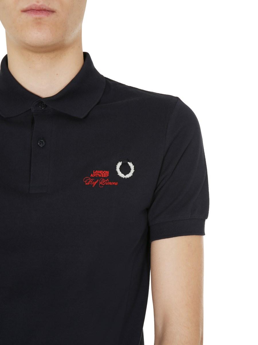 FRED PERRY X RAF SIMONS POLO SLIM FIT IN PIQUE DI COTONE CON LOGO RICAMATO