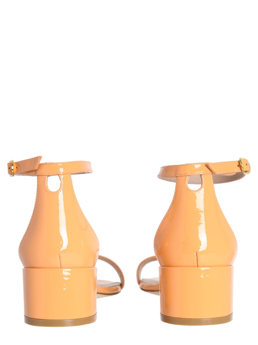 STUART WEITZMAN SANDALO NUDISTCURVE 35 BLOCK IN PELLE VERNICIATA