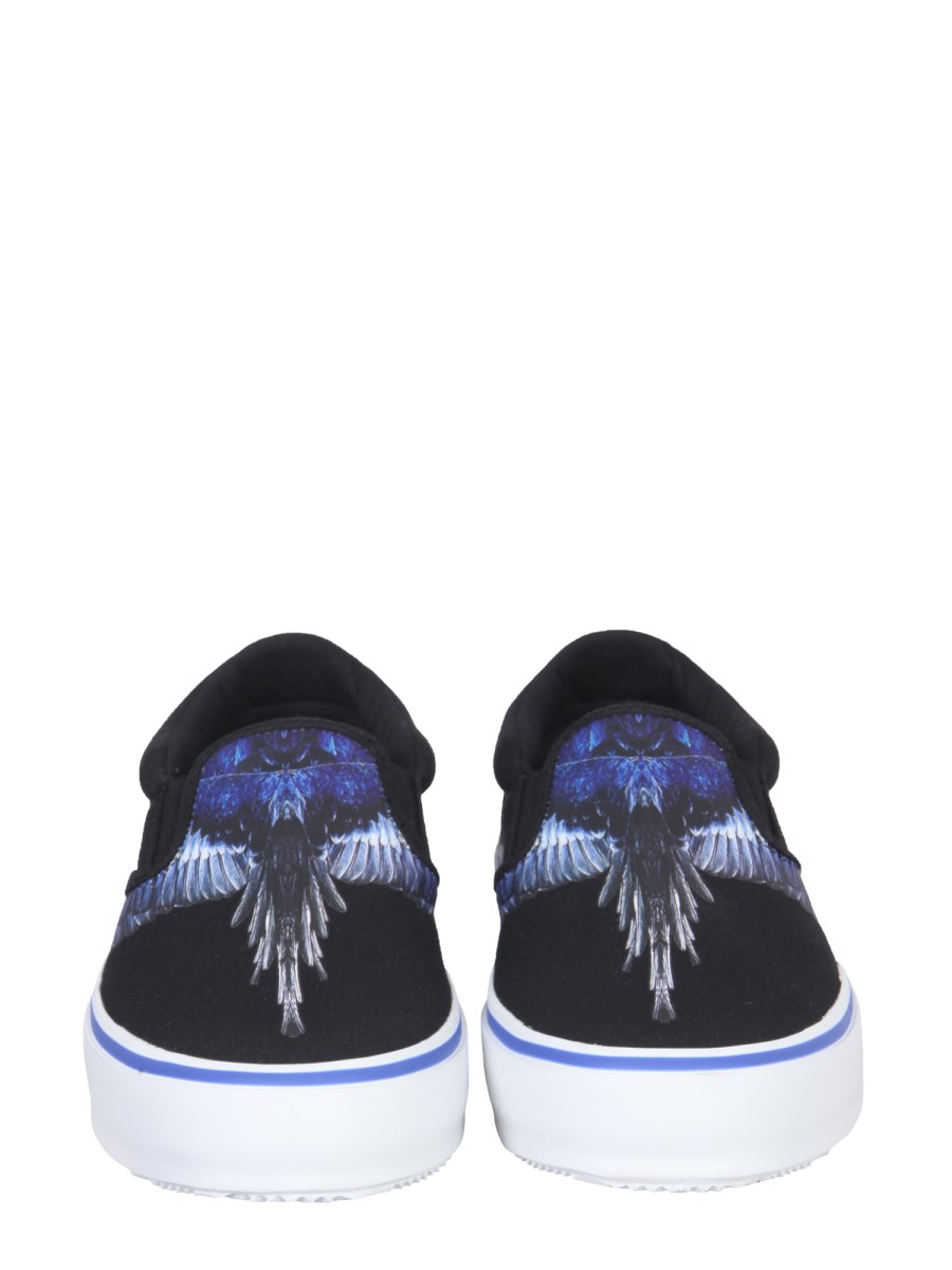 MARCELO BURLON COUNTY OF MILAN SLIP-ON VULCANIZZATE IN COTONE CON STAMPA WINGS