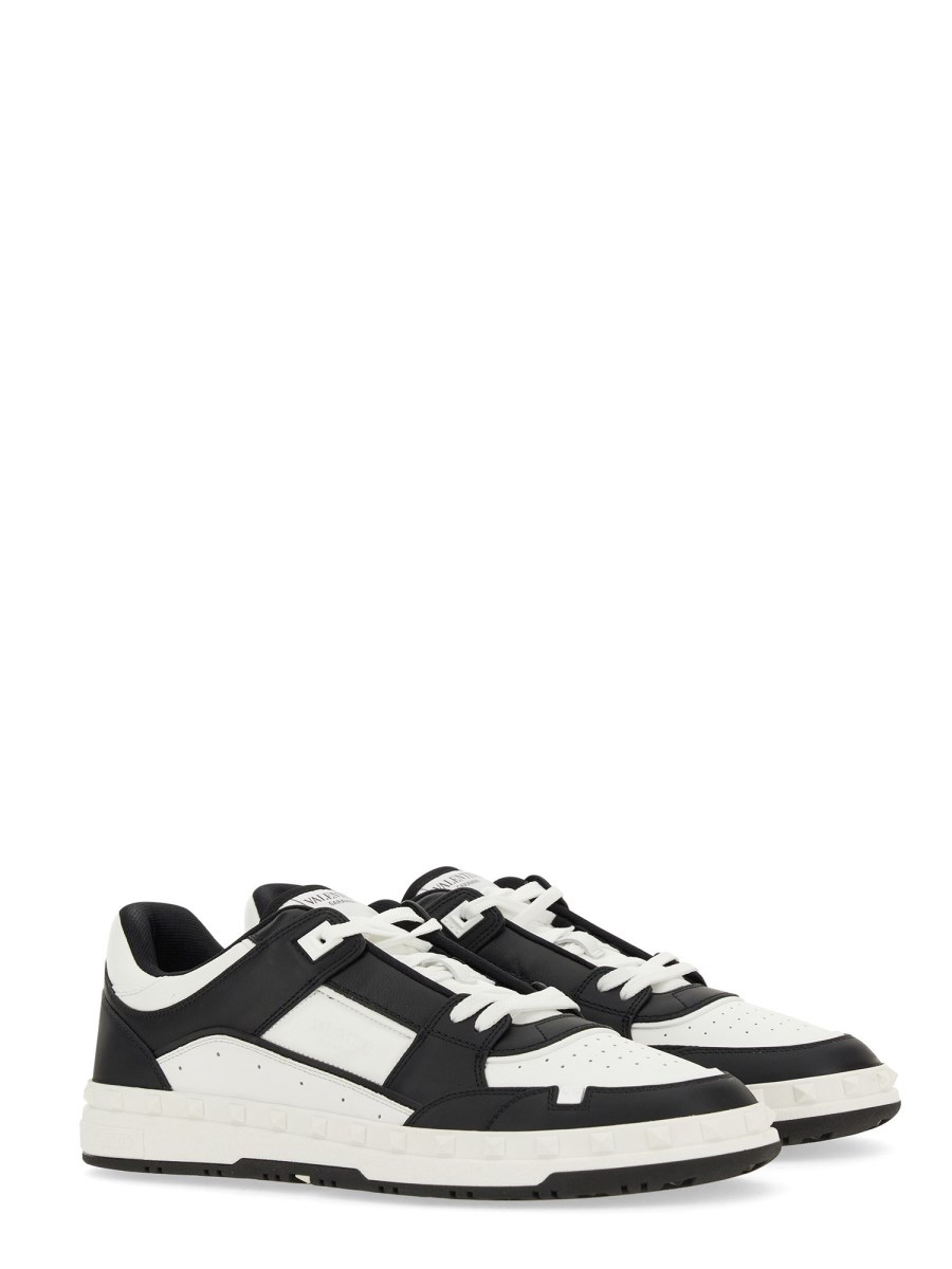 VALENTINO GARAVANI SNEAKER LOW TOP FREEDOTS IN VITELLO
