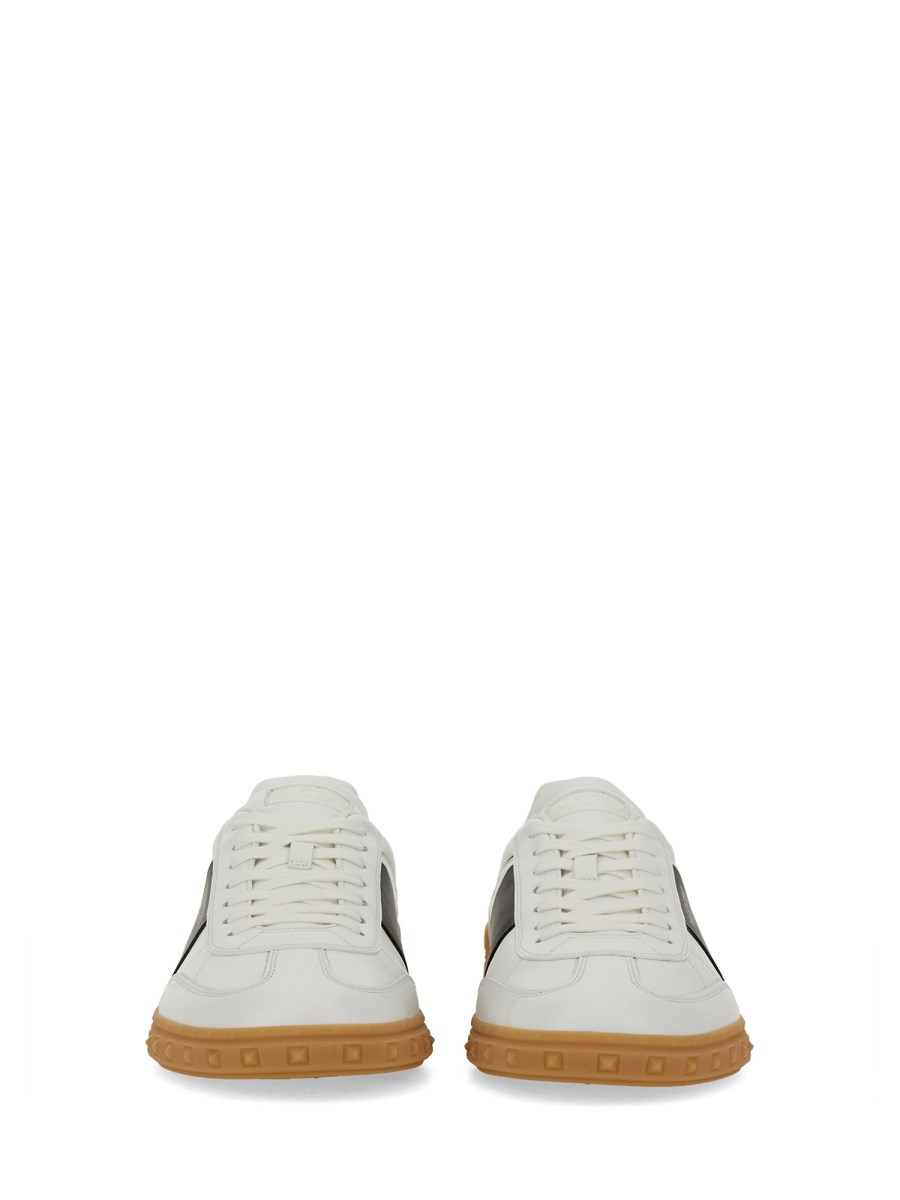 VALENTINO GARAVANI SNEAKER LOW TOP UPVILLAGE IN PELLE