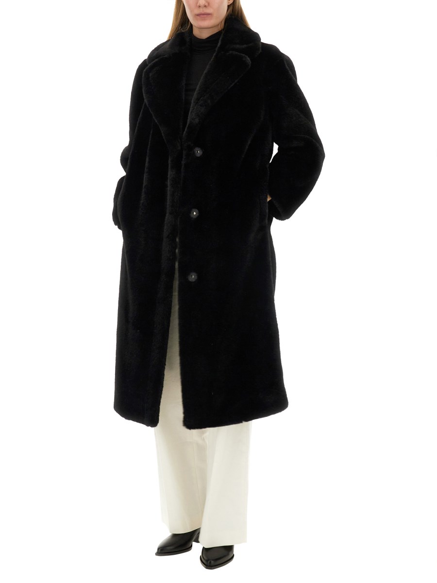 STAND CAPPOTTO LUNGO MARIA IN PELLICCIA ECOLOGICA