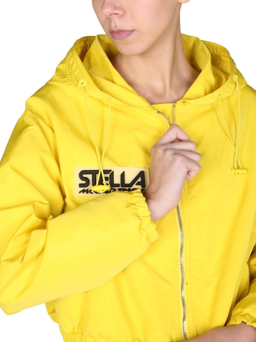 STELLA McCARTNEY GIACCA CROPPED CON PATCH LOGO