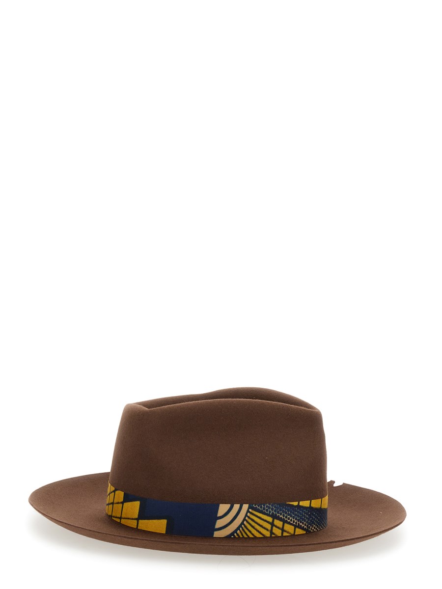SUPERDUPER FEAT LORENZOJOVA CAPPELLO BOUGANVILLE