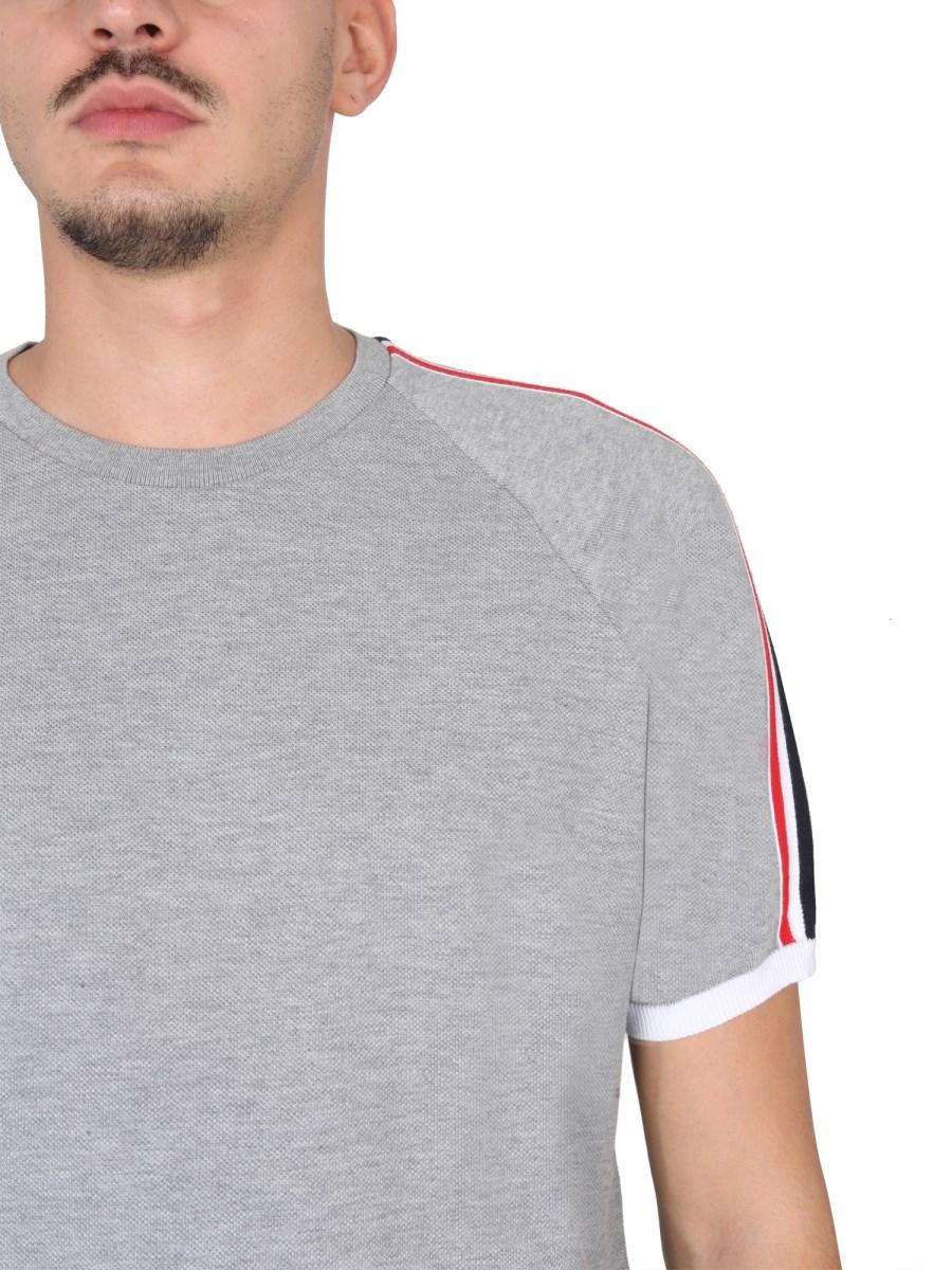 THOM BROWNE T-SHIRT DA BASEBALL A 4 BAR CON MANICA 3/4 IN JERSEY DI COTONE