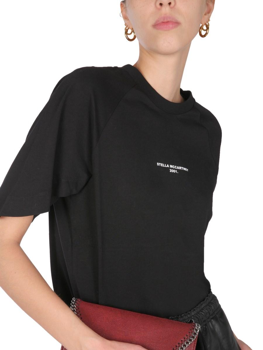STELLA McCARTNEY T-SHIRT GIROCOLLO CON LOGO E MANICA RAGLAN