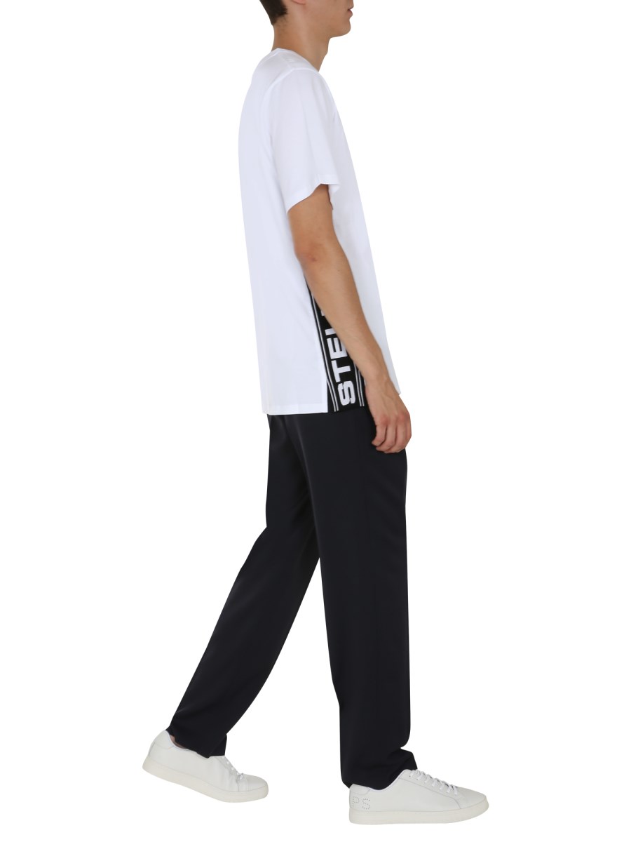 STELLA McCARTNEY T-SHIRT GIROCOLLO IN COTONE CON BANDA 23 OLD BOND
