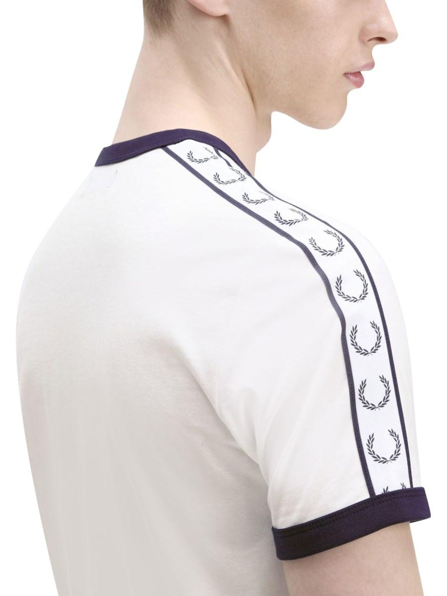 FRED PERRY T-SHIRT IN JERSEY DI COTONE CON RICAMO LOGO