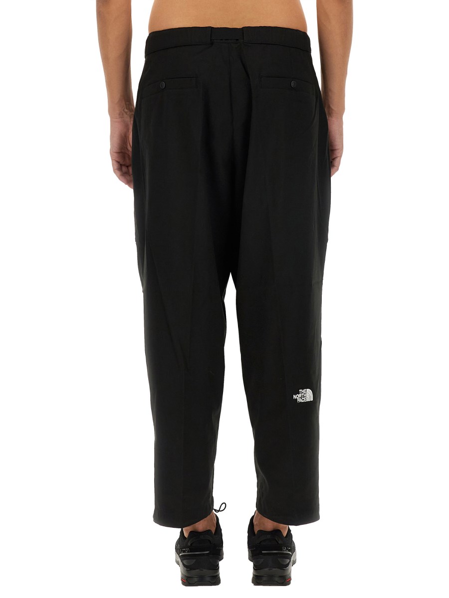 THE NORTH FACE PANTALONE CON LOGO