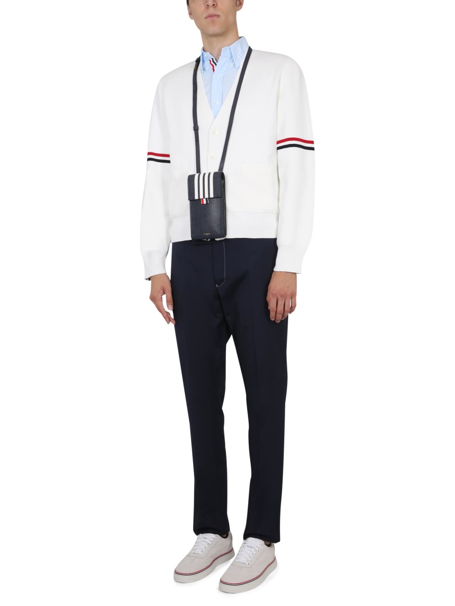 THOM BROWNE CARDIGAN IN COTONE CON SCOLLO A V