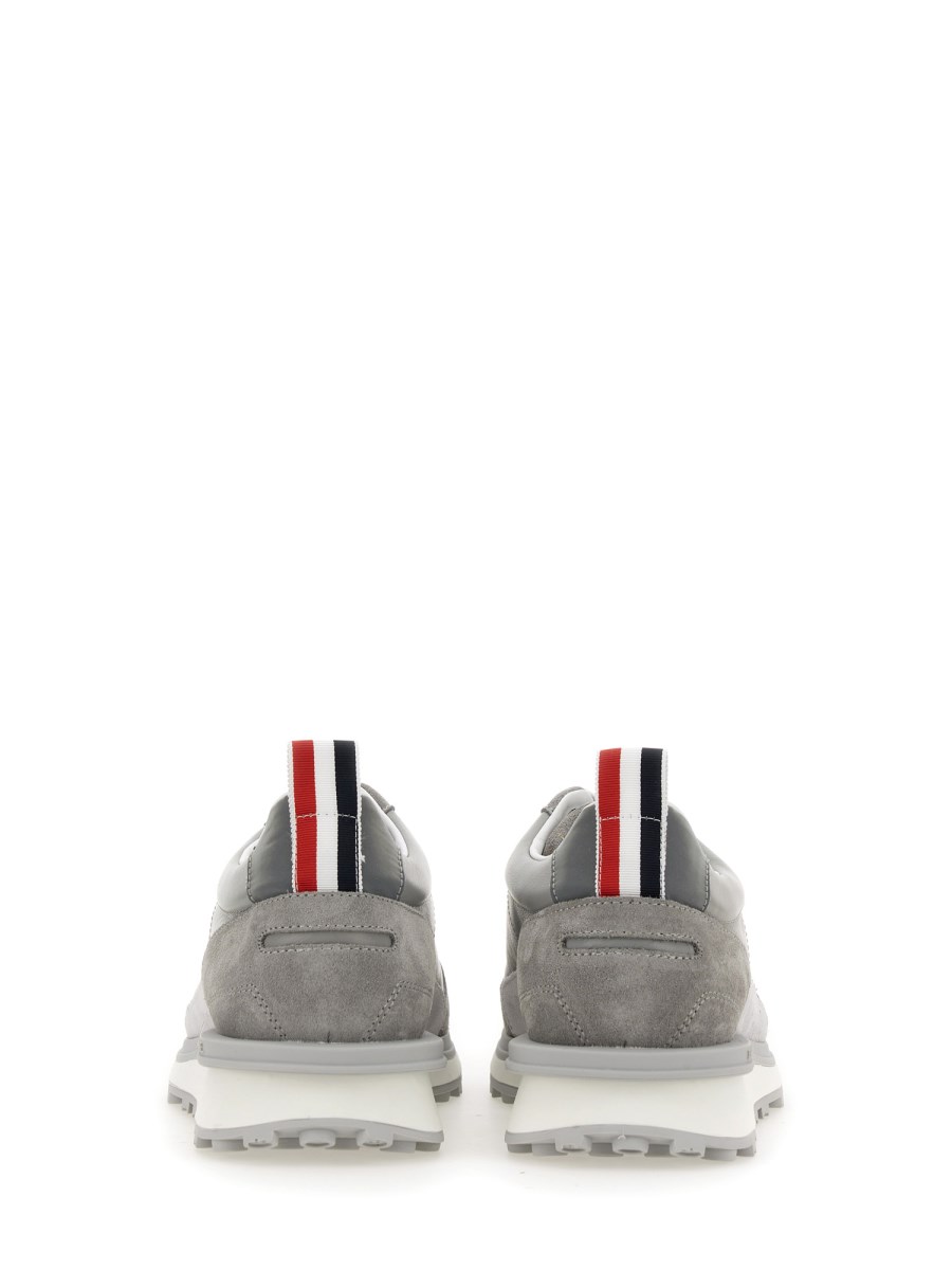 THOM BROWNE SNEAKER CON LOGO IN ECO NYLON E PELLE