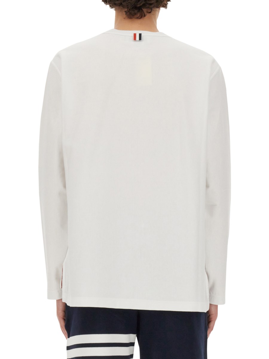 THOM BROWNE T-SHIRT IN JERSEY DI COTONE CON LOGO
