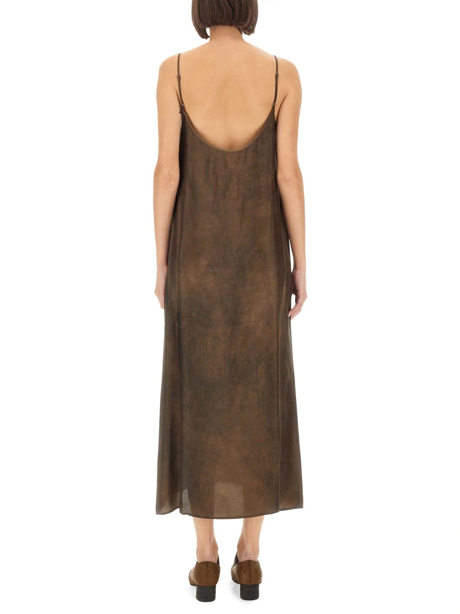 UMA WANG ABITO ANAYA