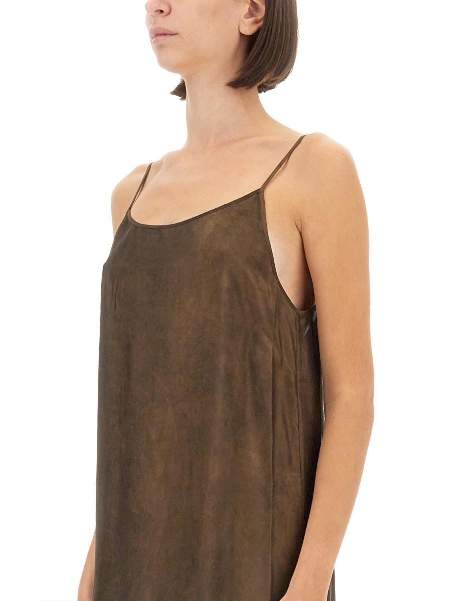 UMA WANG ABITO ANAYA