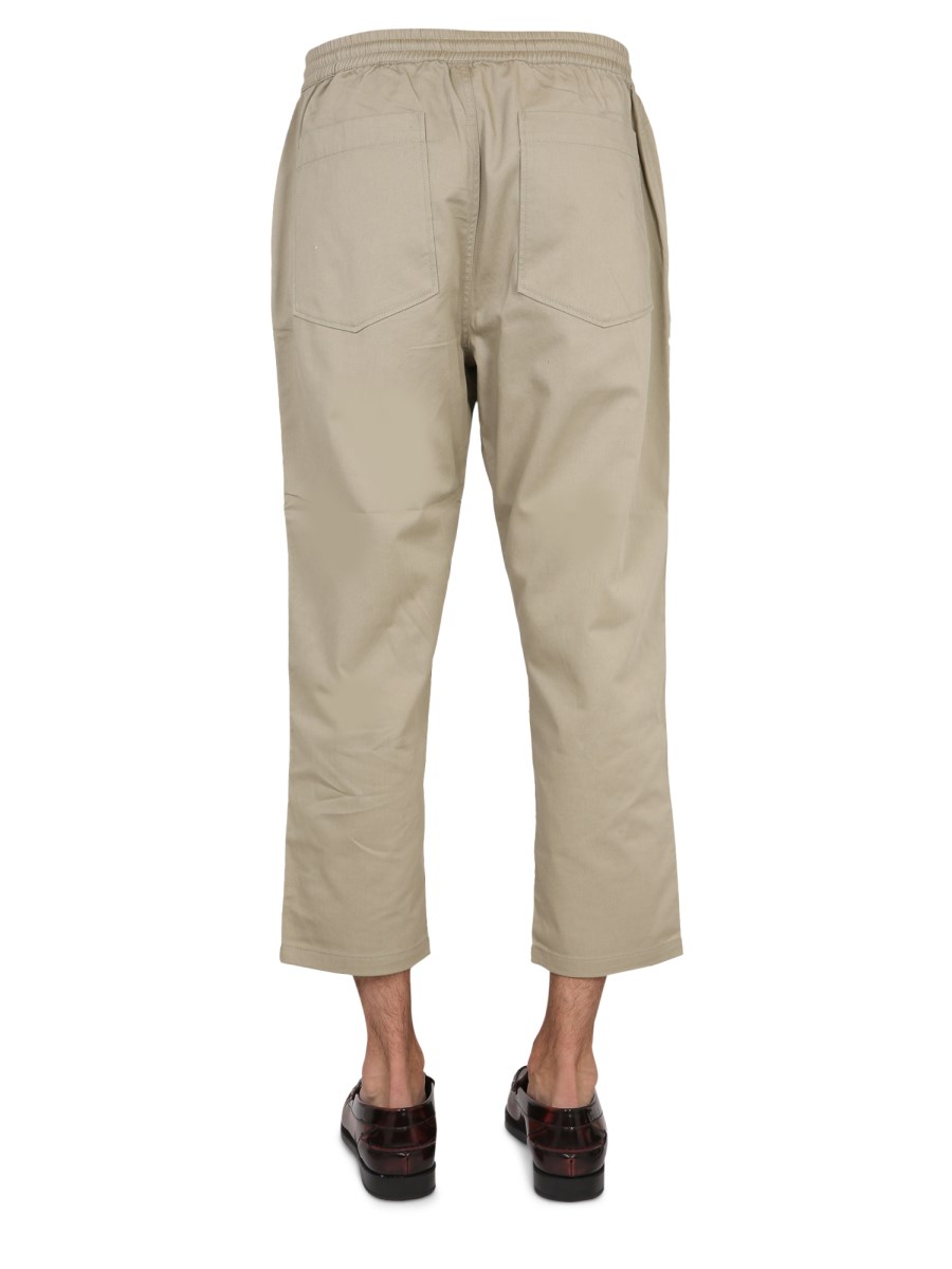 UNIVERSAL WORKS PANTALONE CROPPED FIT IN COTONE