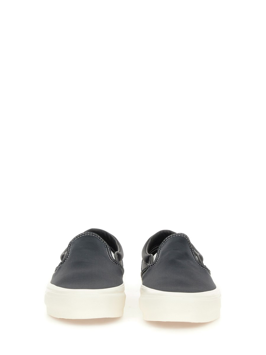 VANS SNEAKER SLIP-ON "REISSUE 98"