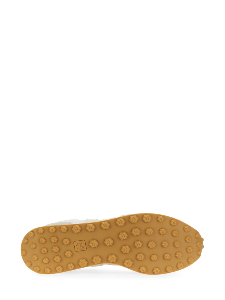 VEJA SNEAKER RIO BRANCO