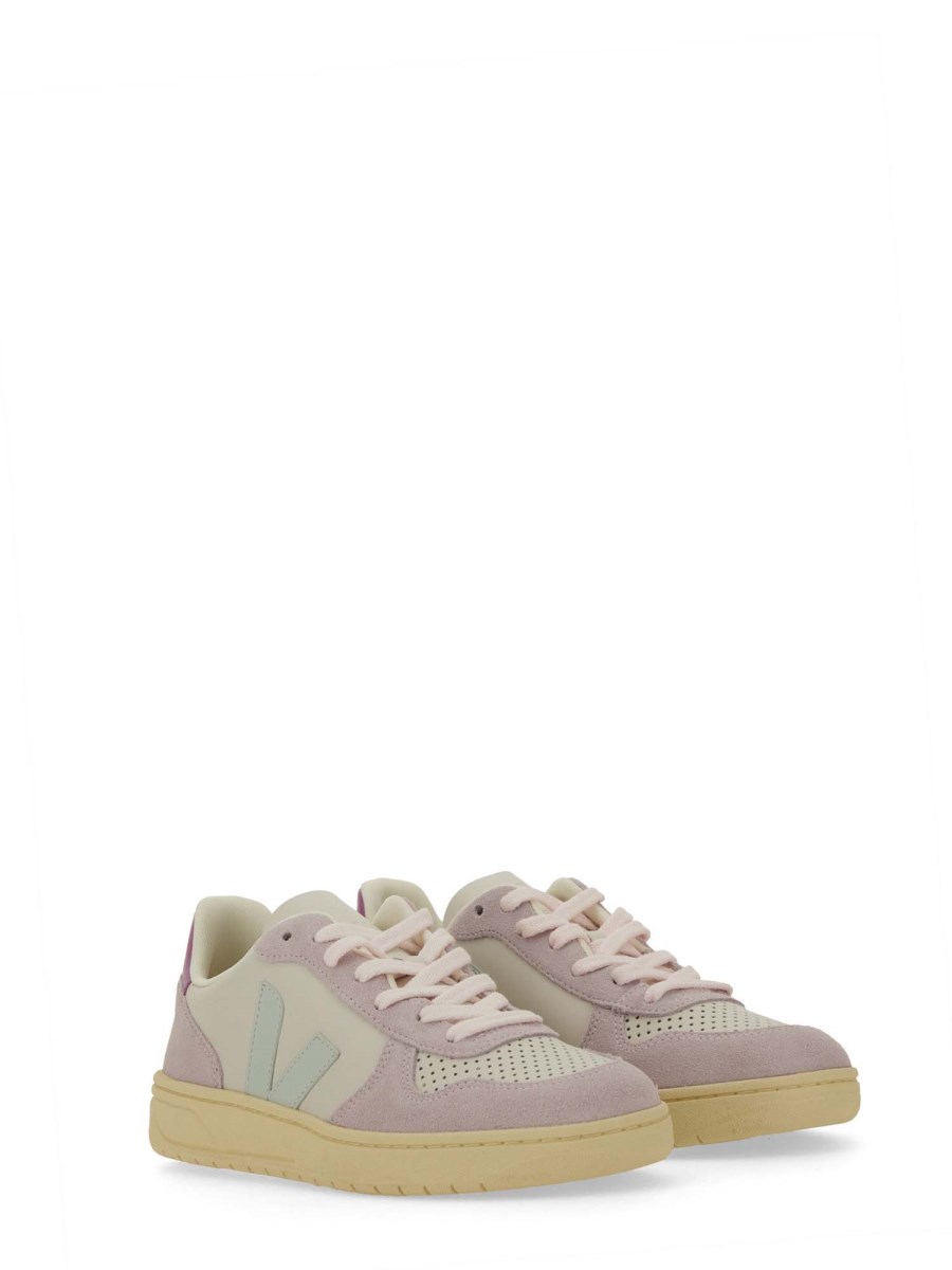 VEJA SNEAKER "V-10" IN PELLE