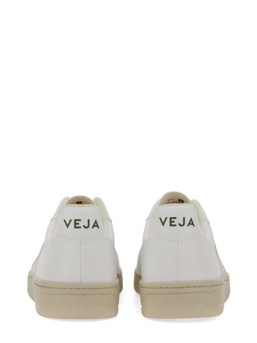 VEJA SNEAKER V-10 IN PELLE