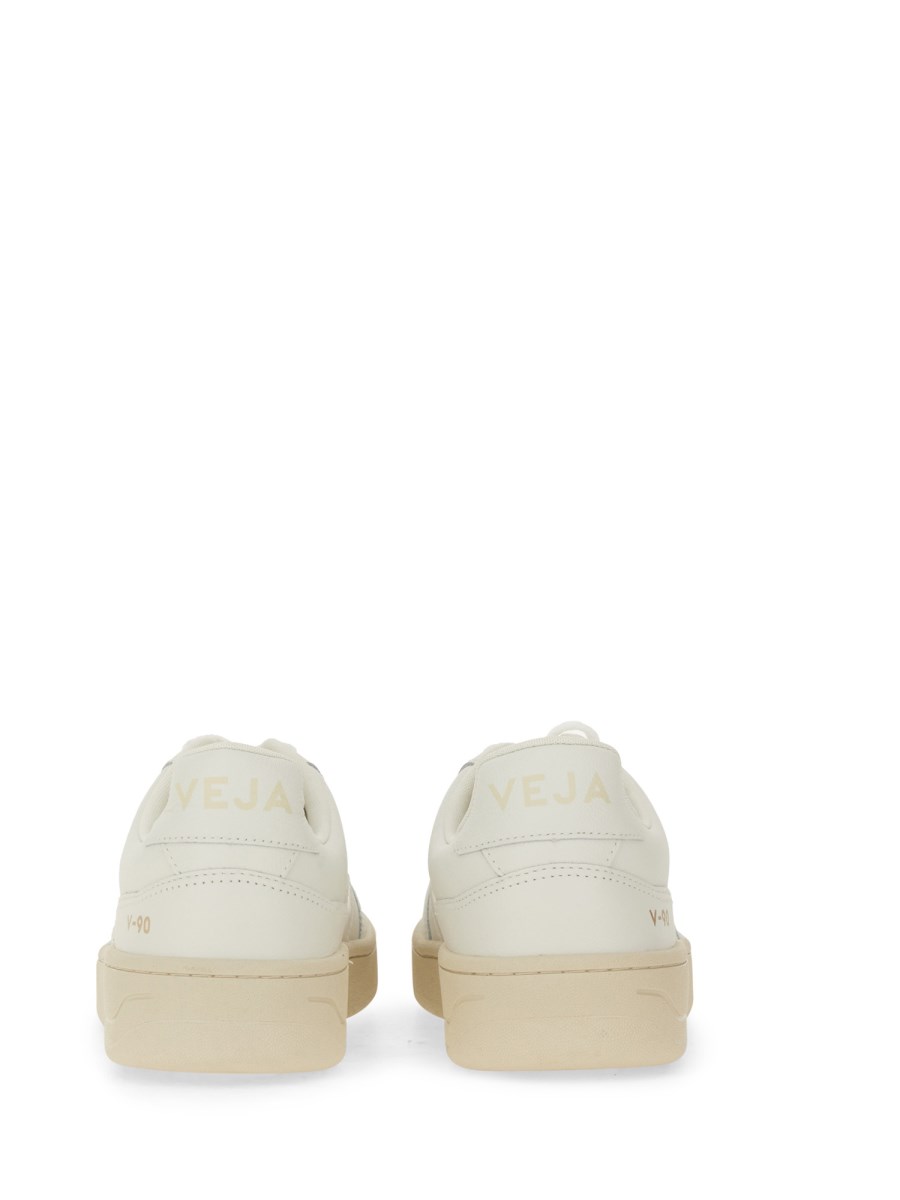 VEJA SNEAKER V-90 IN PELLE