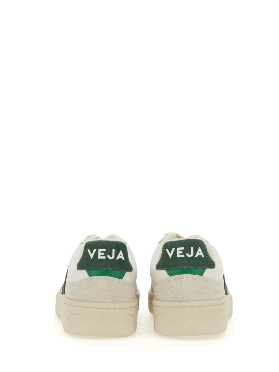 VEJA SNEAKER V-90 IN PELLE