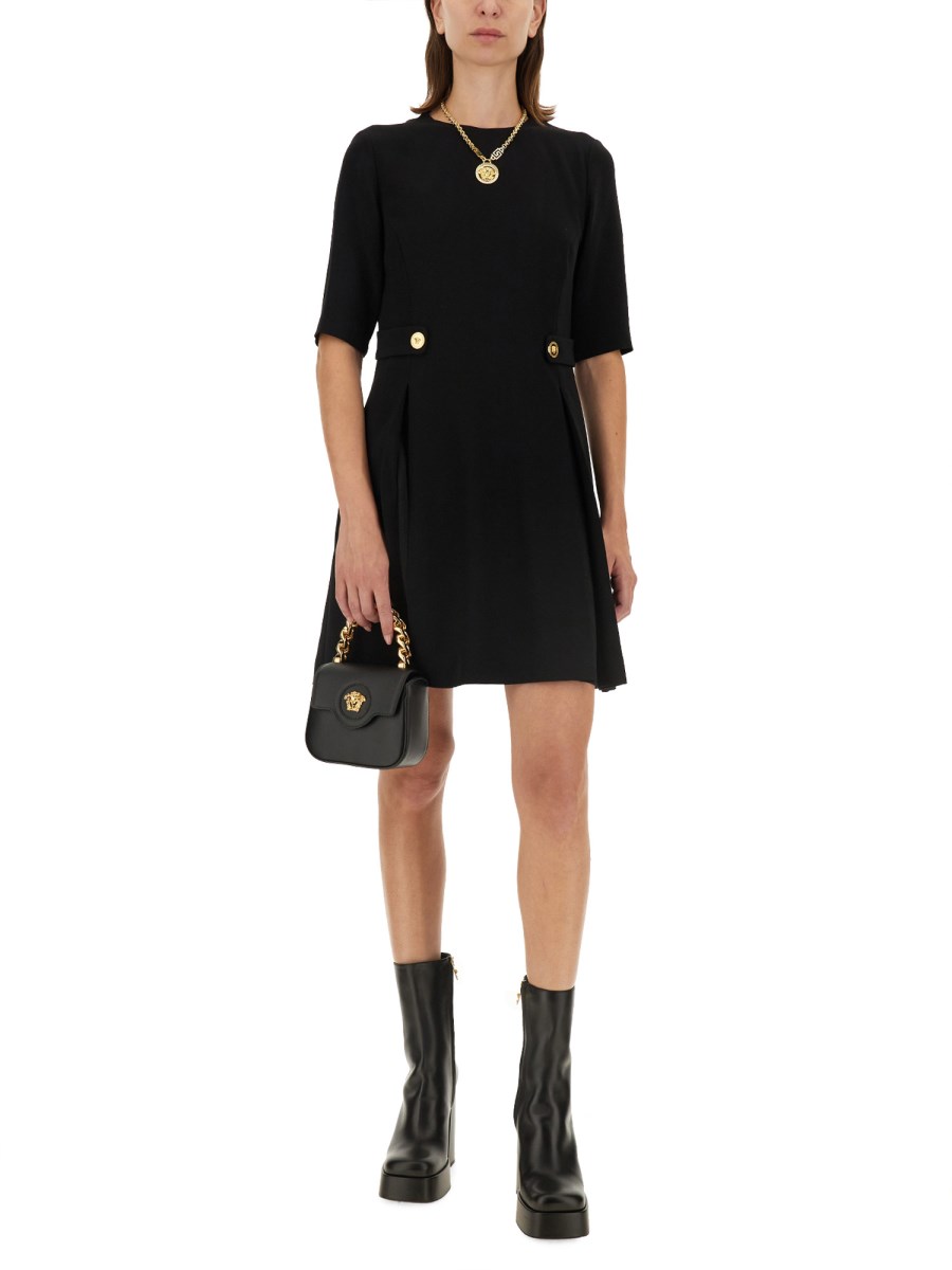 VERSACE ABITO MINI A TRAPEZIO IN TESSUTO CADY