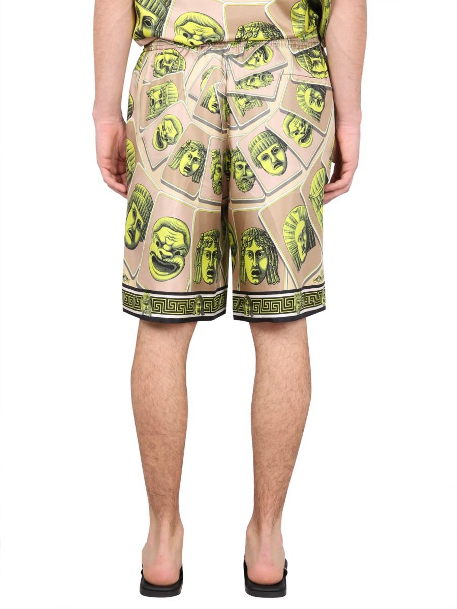 VERSACE BERMUDA LE MASCHERE IN TWILL DI SETA