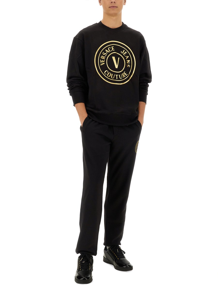 VERSACE JEANS COUTURE FELPA V-EMBLEM IN COTONE