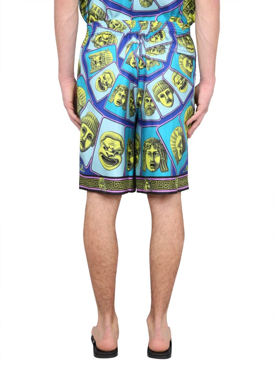 VERSACE SHORTS IN TWILL DI SETA LE MASCHERE