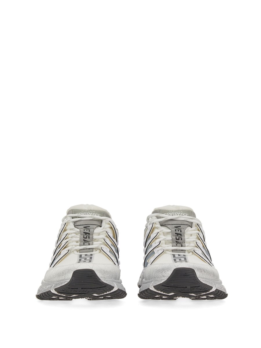 VERSACE SNEAKER TRIGRECA IN MIX DI MATERIALI
