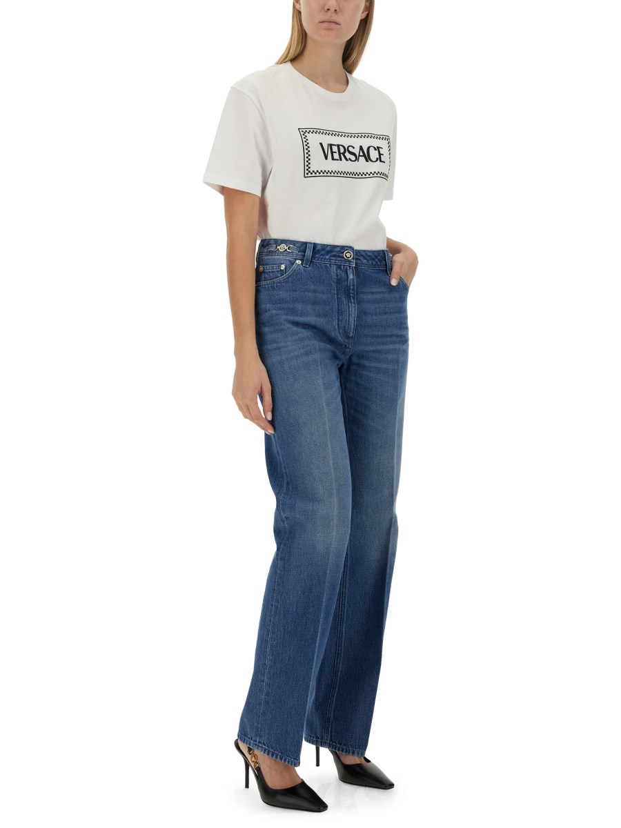 VERSACE T-SHIRT CON '90S VINTAGE LOGO RICAMATO
