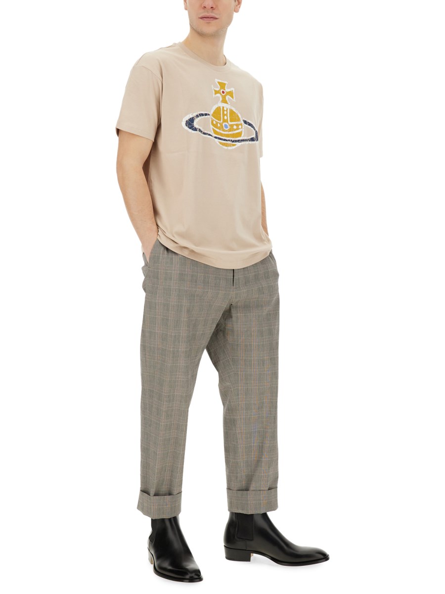 VIVIENNE WESTWOOD T-SHIRT CON LOGO