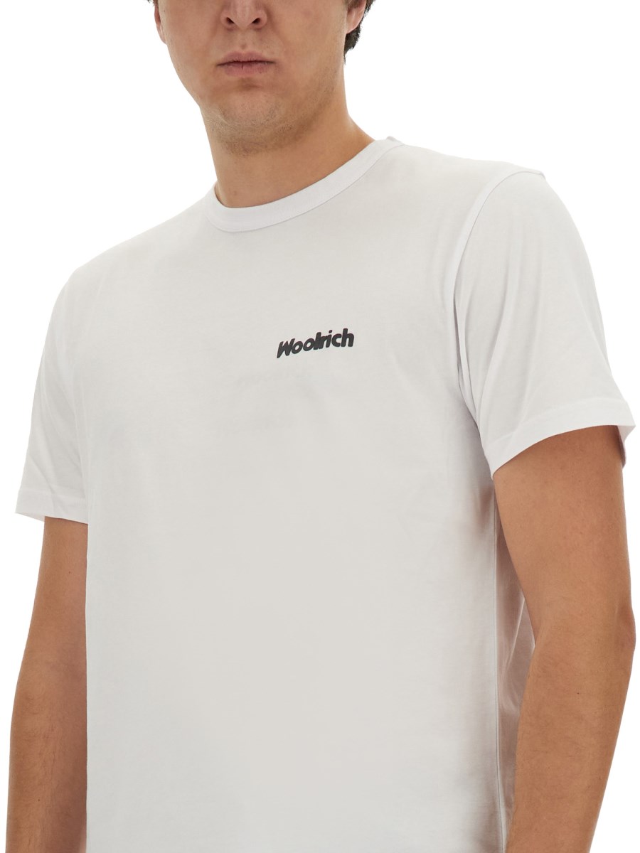 WOOLRICH T-SHIRT CON LOGO