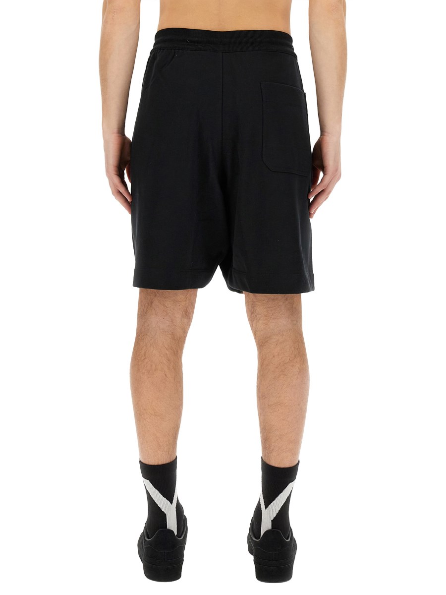 Y - 3 3 - BERMUDA CON ELASTICO