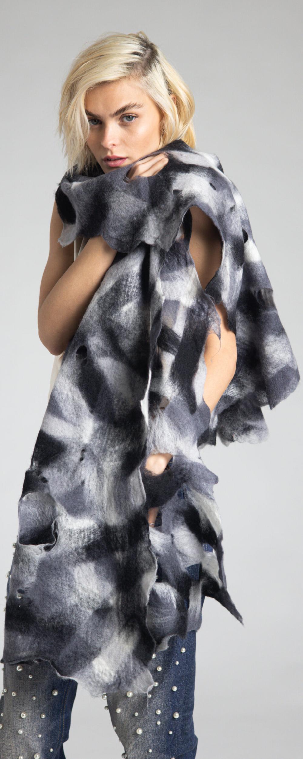Rossano Perini SCARF 37FW24 GREY