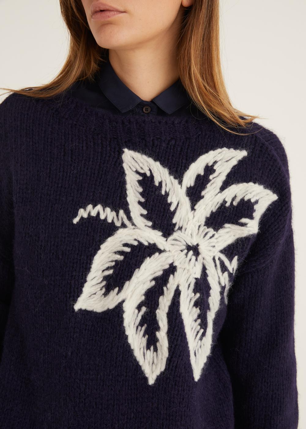 Rosso35 Maglia Girocollo In Lana Con Ricamo Fiore