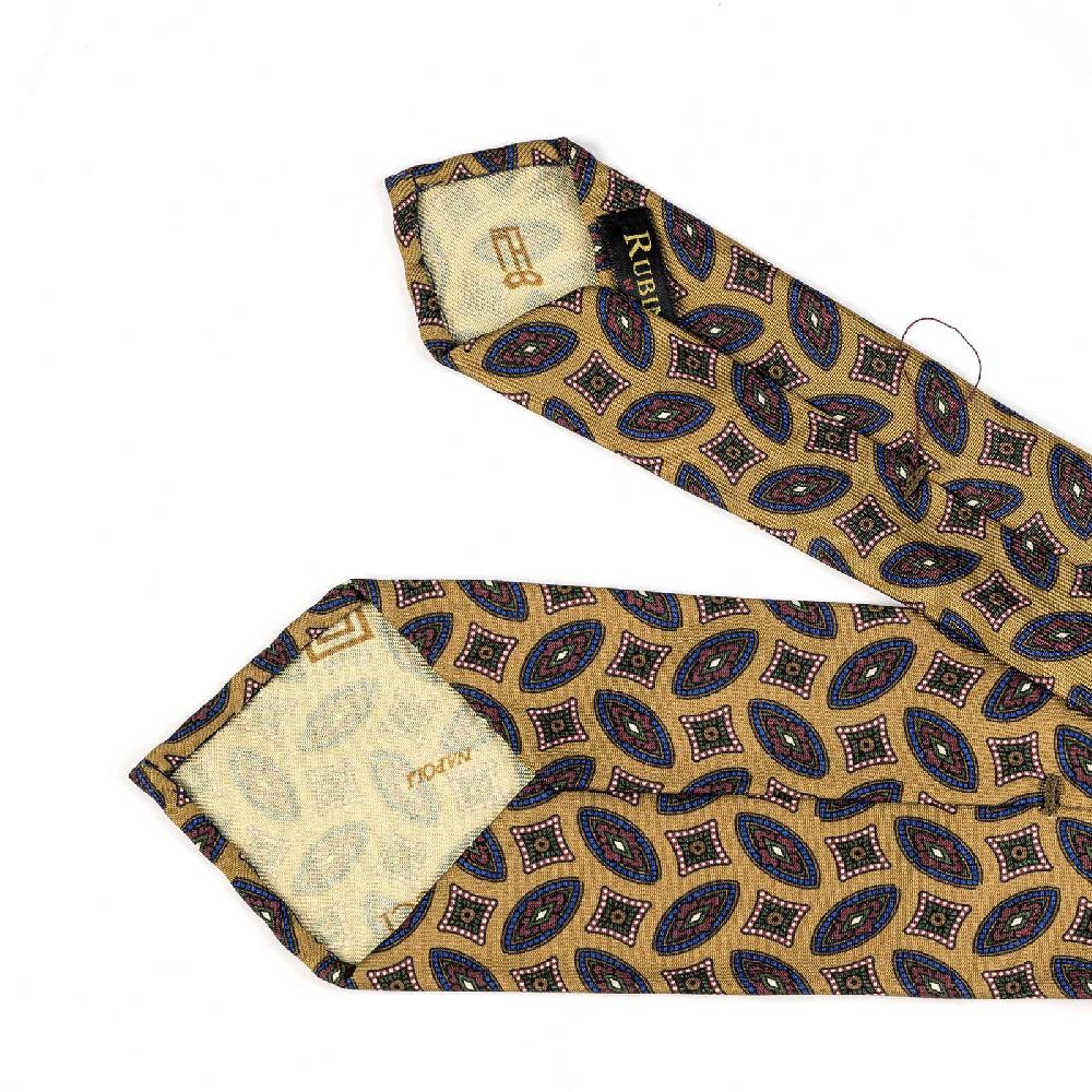 Rubinacci Cravatta In Twill Di Seta Senape Con Stampa Geometrica