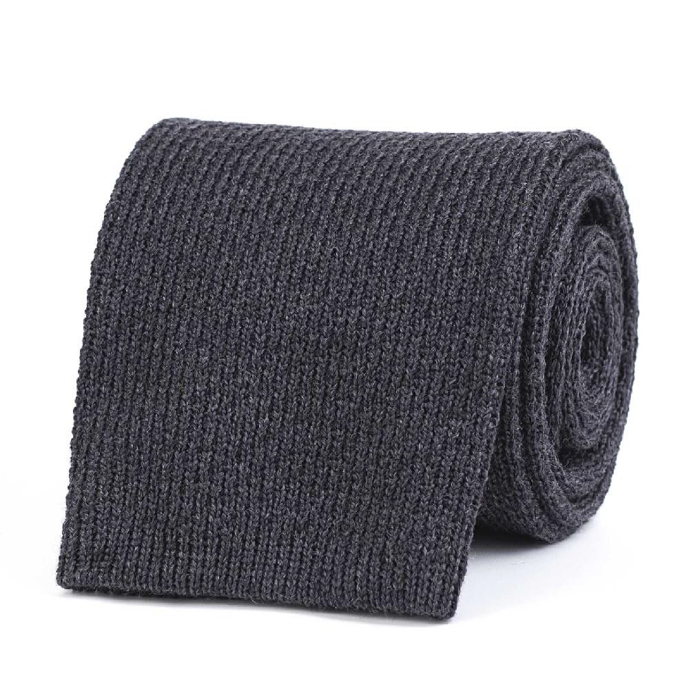 Rubinacci Cravatta in maglia carbone