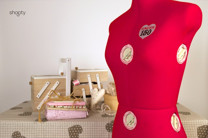 Shopty Manichino Sartoriale Regolabile DF150 Singer Red - Busto Da Sarta Small Medium Taglie 40/42 44 46 48