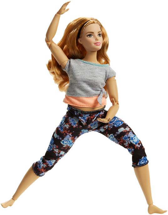 Lafeltrinelli Barbie Bambola Con 22 Punti Snodabili. Capelli Ondulati E Abiti Da Yoga
