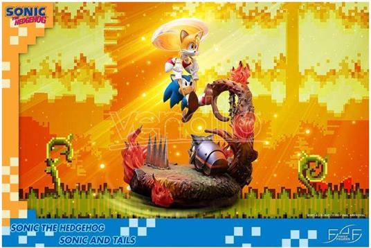 Lafeltrinelli First4figures Sonic The Hedgehog Sonic E Tails St Statua