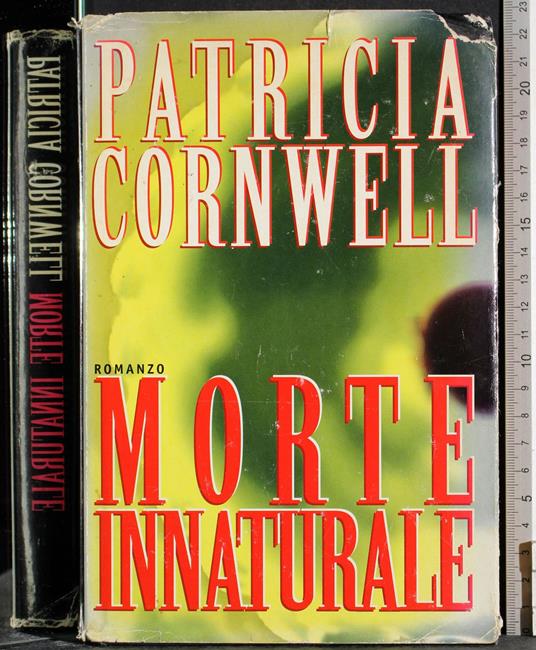 Lafeltrinelli Morte innaturale