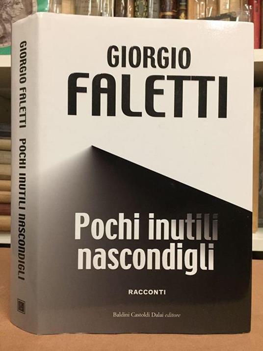 Lafeltrinelli Pochi Inutili Nascondigli