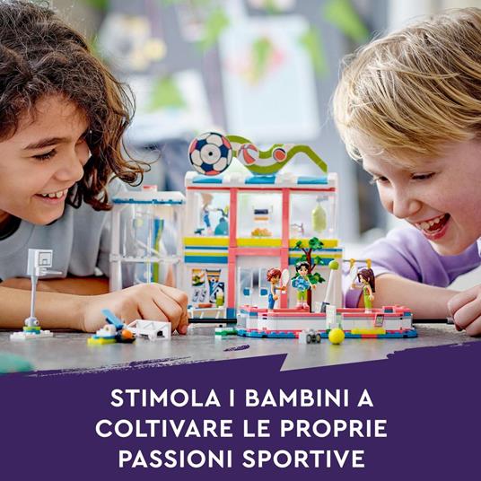 Lafeltrinelli LEGO Friends 41744 Centro Sportivo Gioco Del Calcio Basket Tennis Parete Da Arrampicata E 4 Mini Bamboline Per Bambini 8+