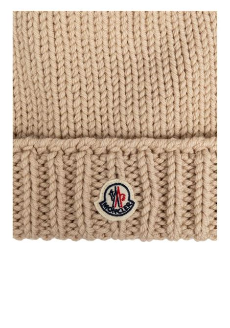 MONCLER ENFANT Berretto In Maglia Rasata Beige Chiaro Con Logo - MONCLER ENFANT